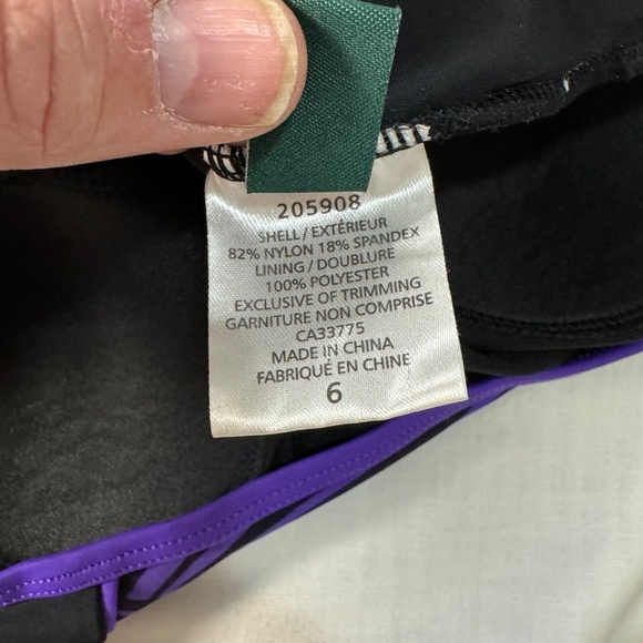 ROOTS Women's One Piece Swimsuit Purple/Black Size‎ 6 Bathing Suit Padded Cups - Picture 7 of 14